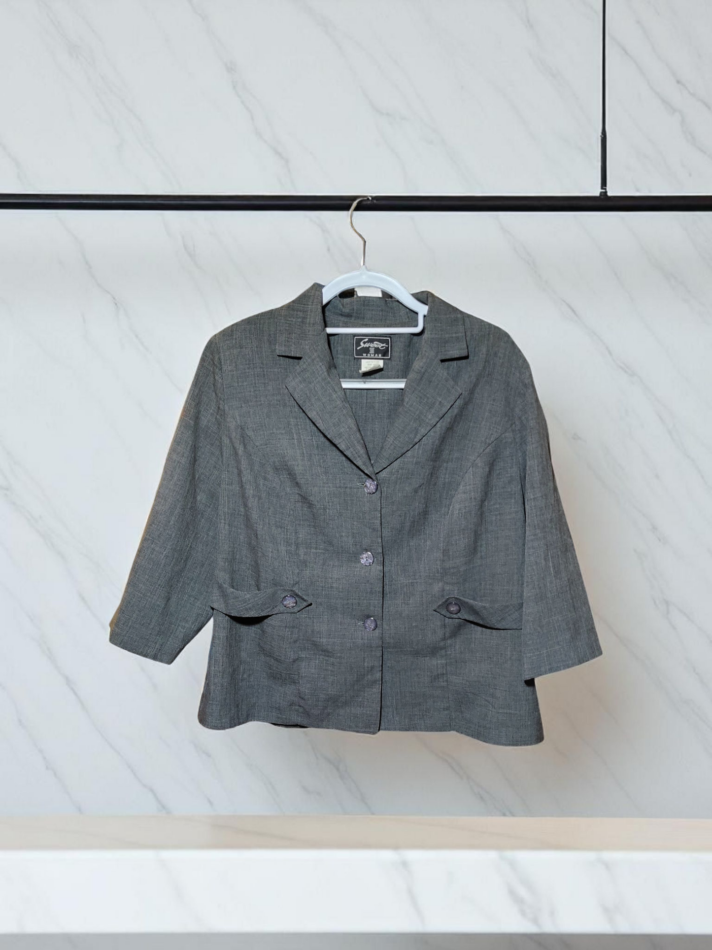 Woman's Suite Jacket, Size 14W Dk Grey