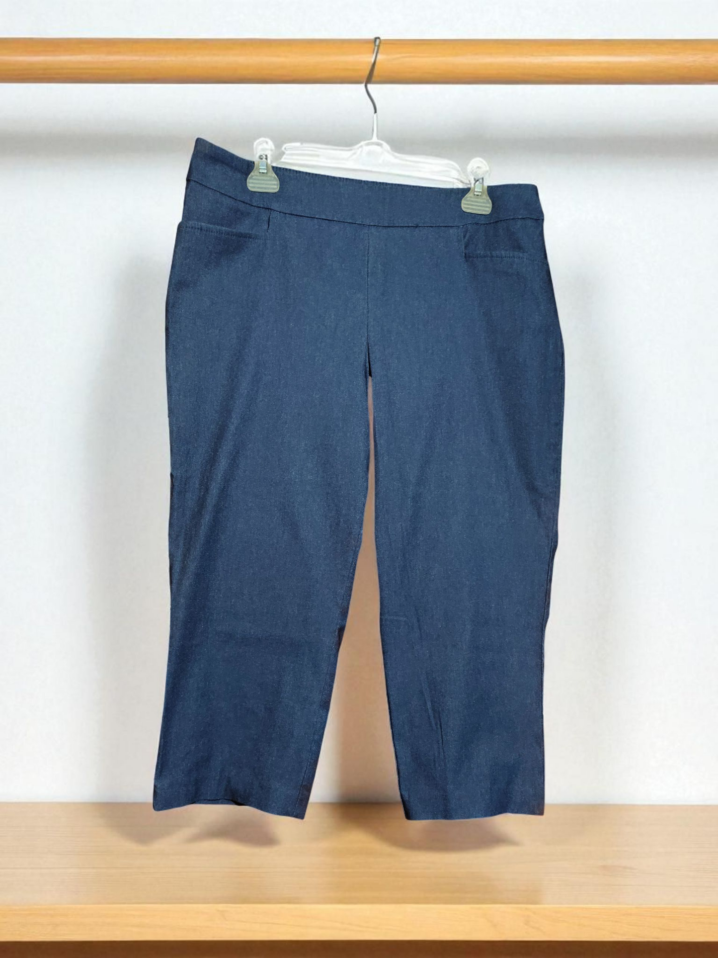 Woman Capri professional wear