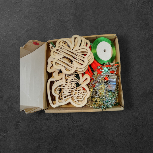 Wooden stenciled St patty's day decor decorate yourself!