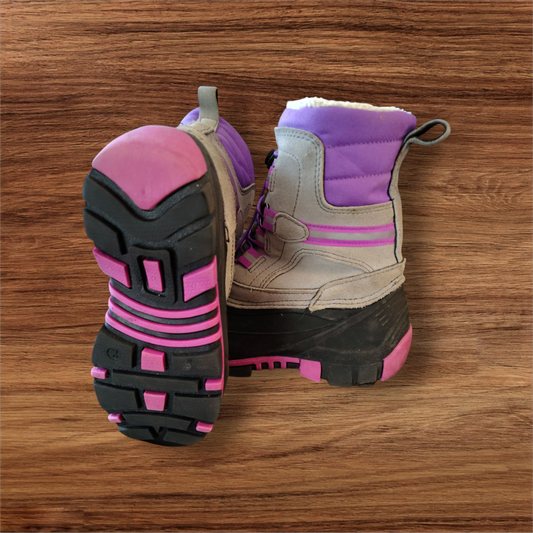 GREY PINK AND BLACK GIRLS SNOW BOOT'S  SIZE 2