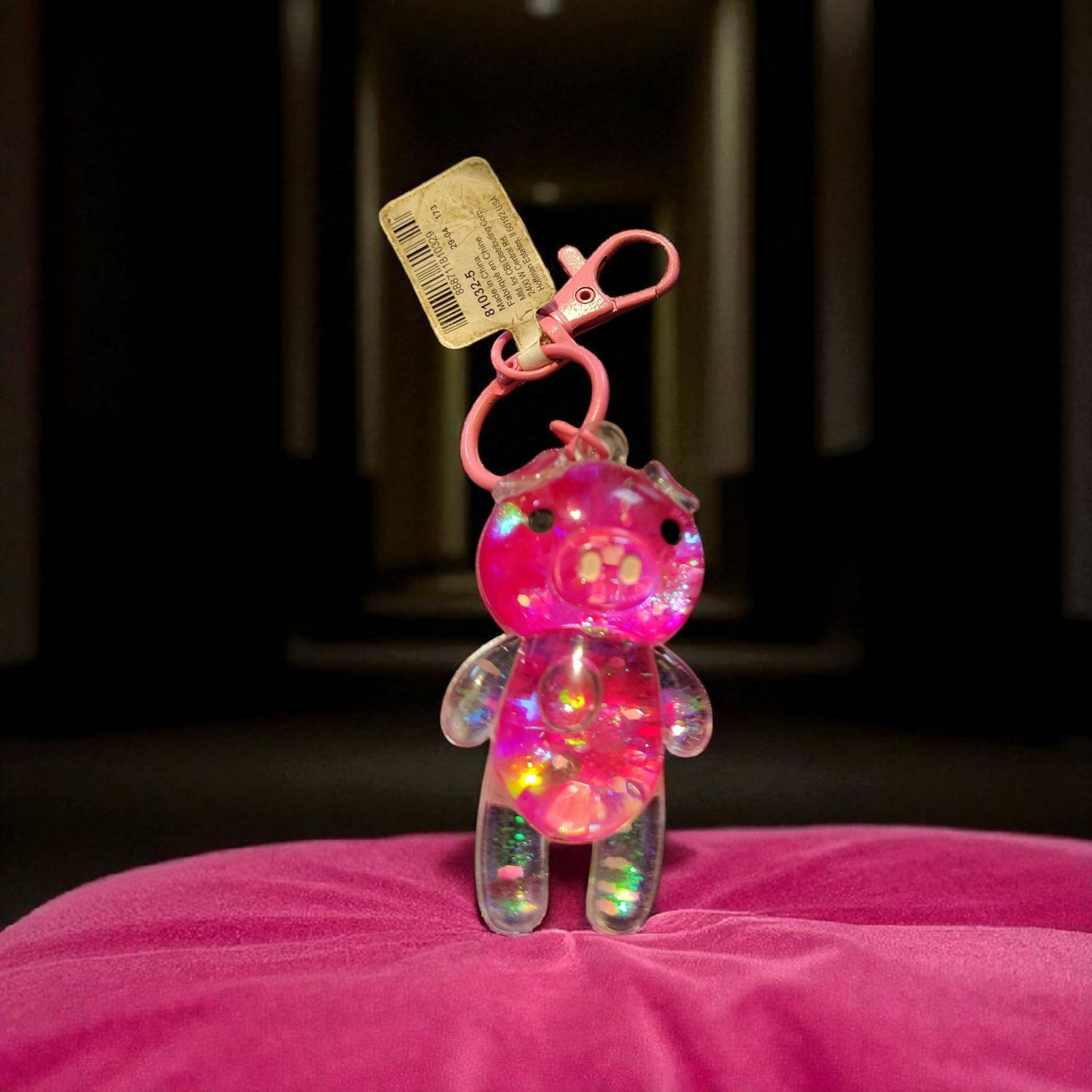 pink pig shaped snow globe key chain with star glitter