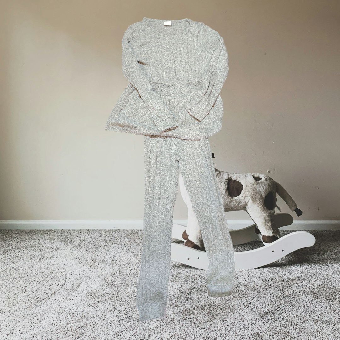 Grey 2 PCs girls long outfit