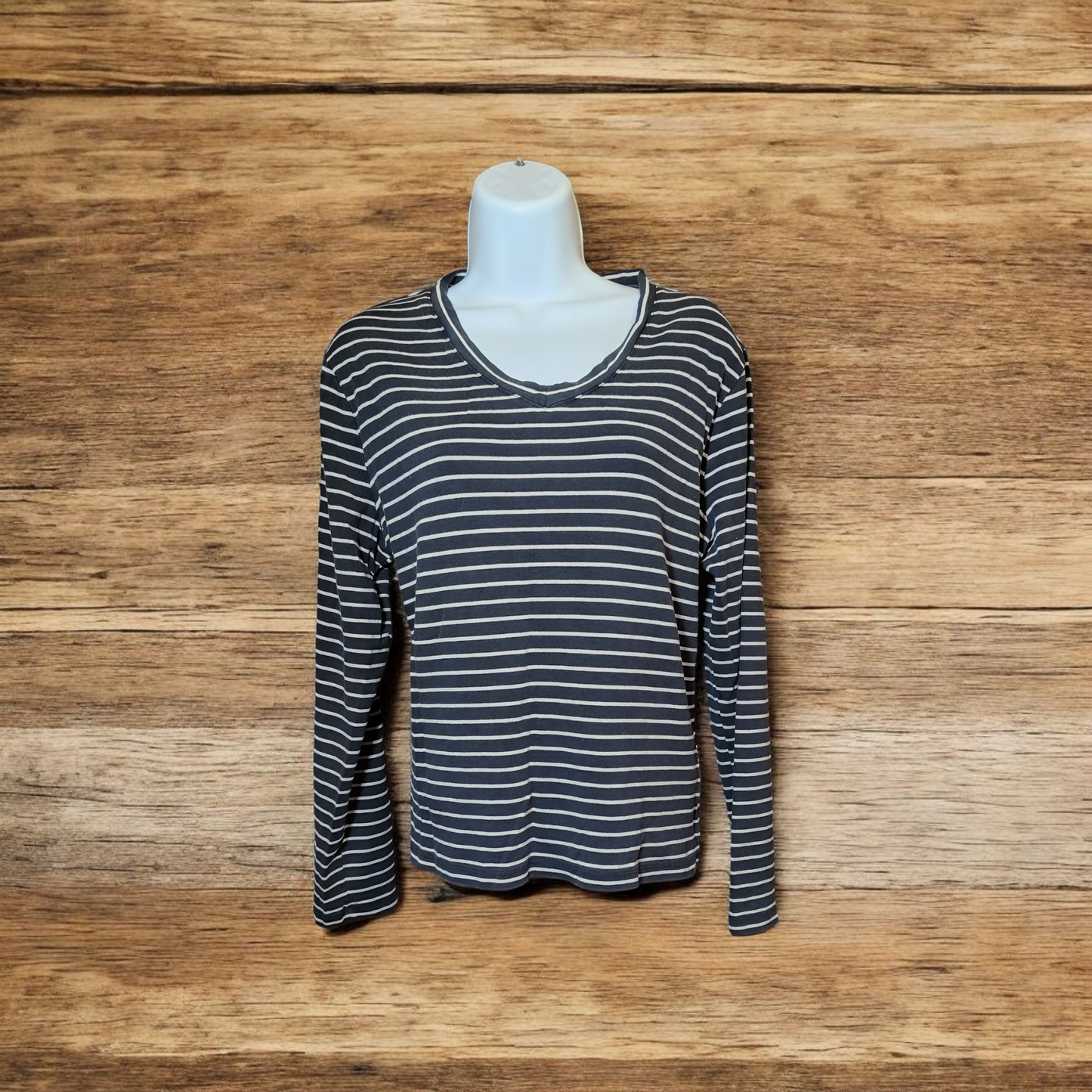 Dark blue and white stripped long sleeve shirt