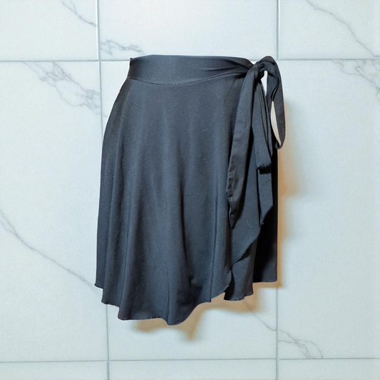 Shein  M  tie up skirt