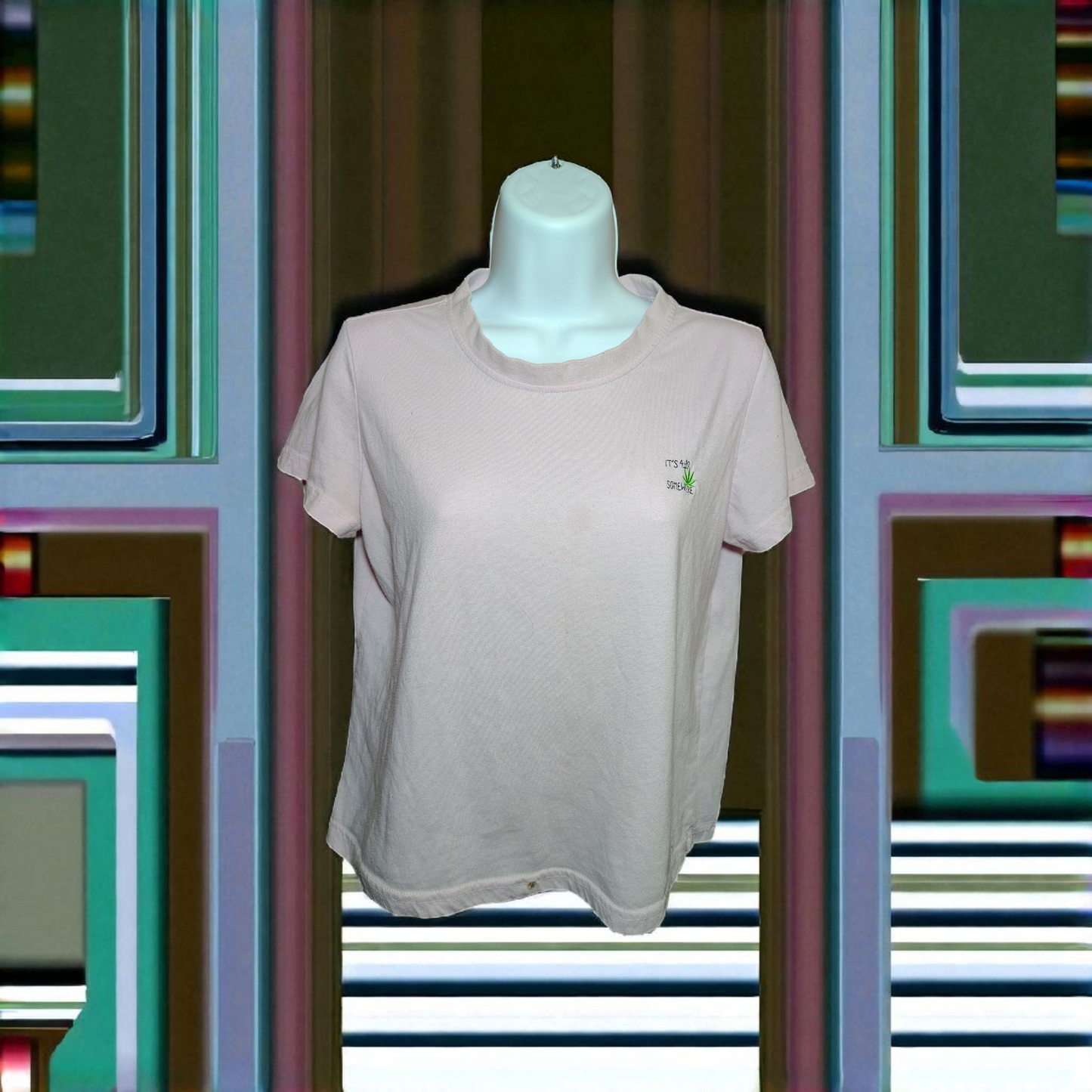 Woman's Large rue 21 pink  "it's 420 somewhere" pot leaf' short sleeve shirt