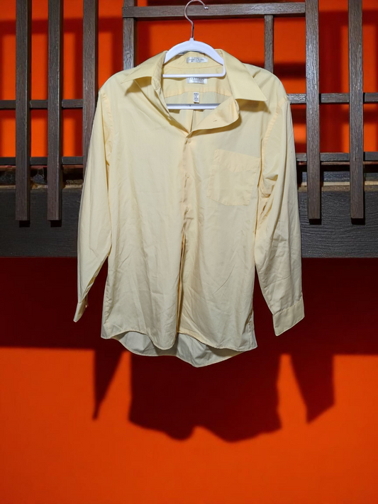 Yellow Men Button up dress shirt size 32/33 (16)
