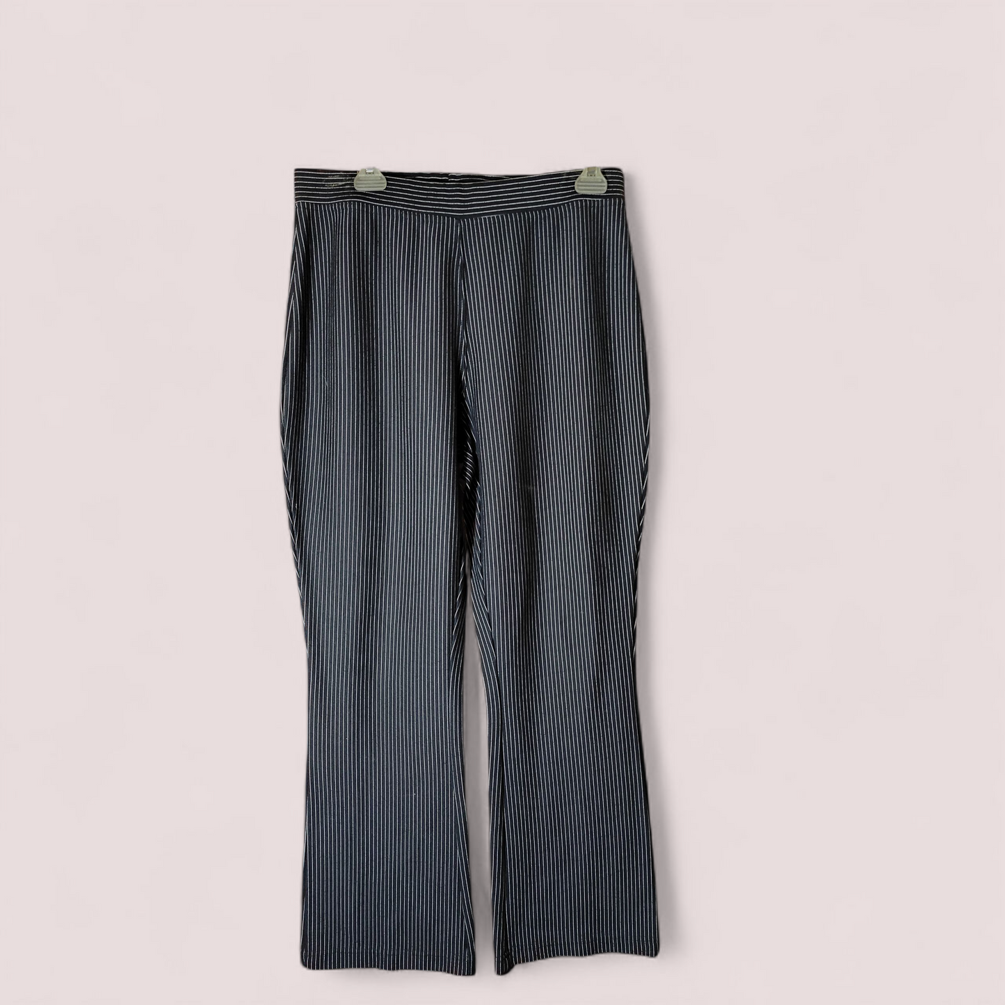 Black and White pin striped stretchy pants. Size 16W