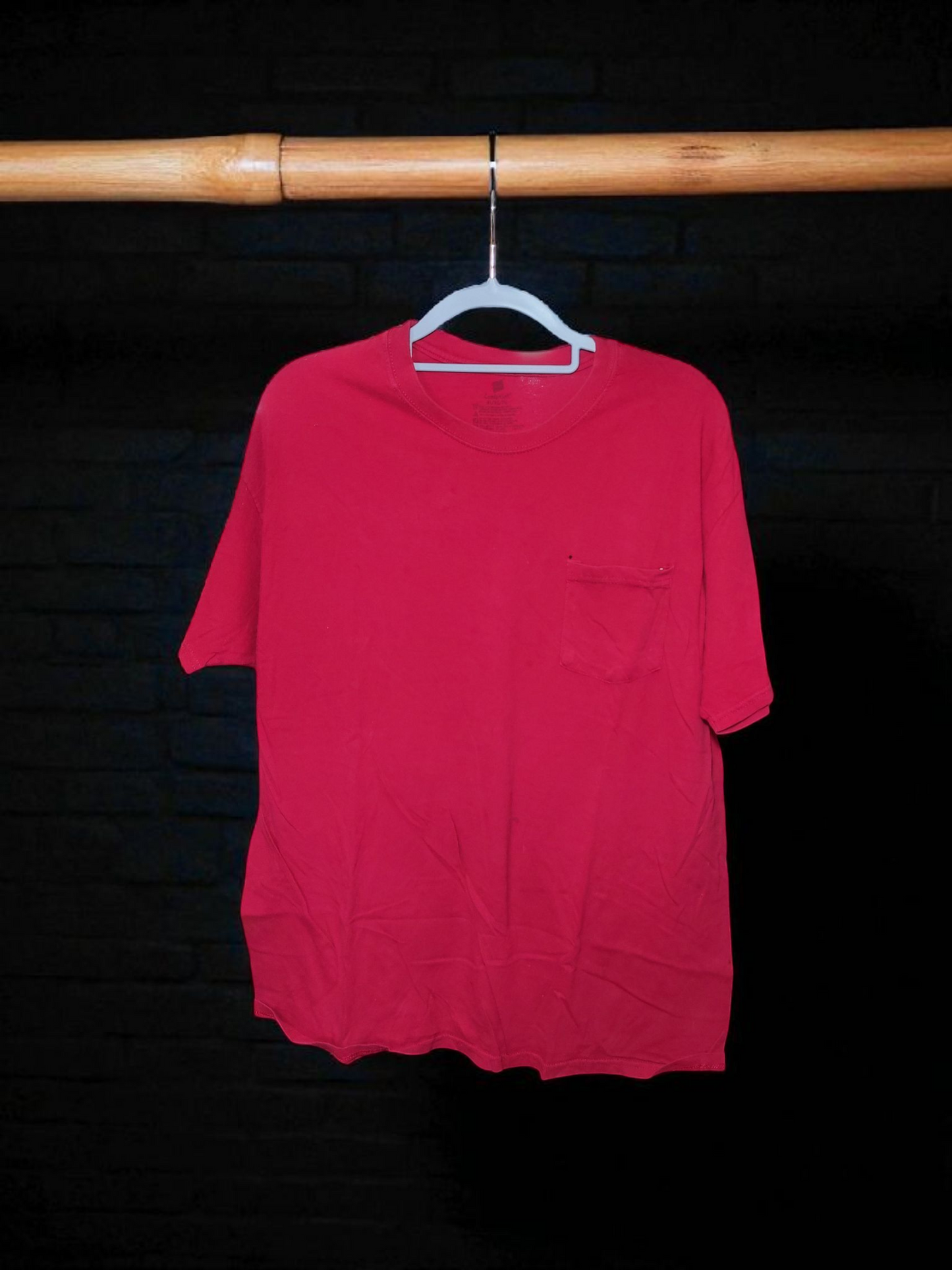 Red Men's pocket T