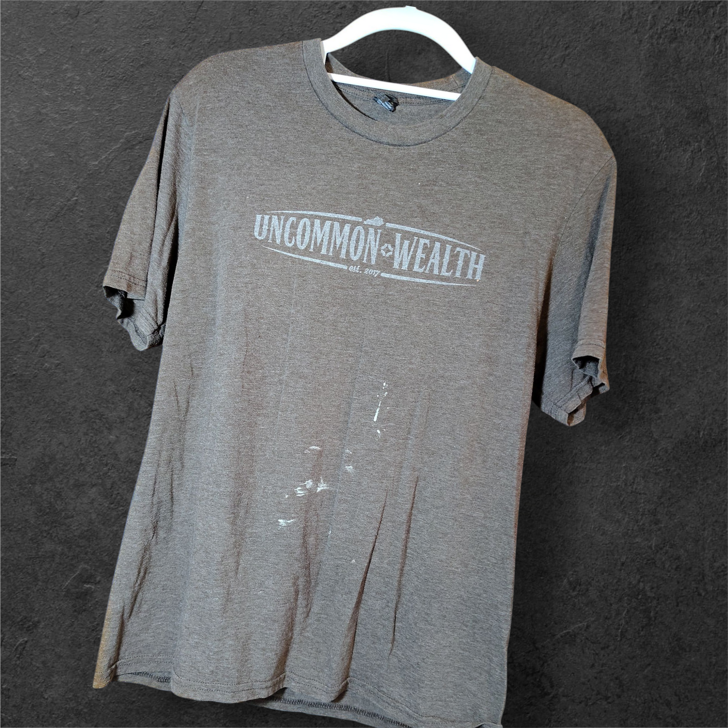 Work shirt Uncommon wealth Graphic Tee