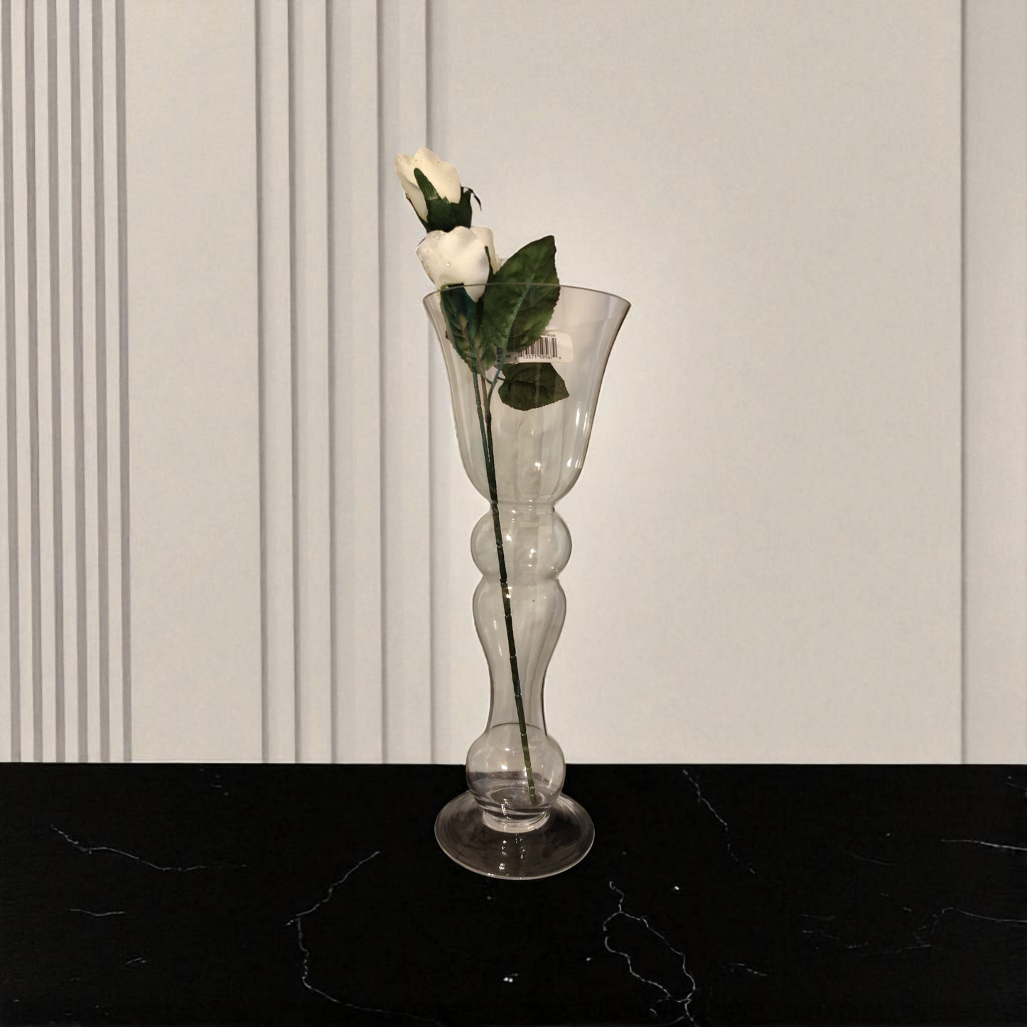 Glass flower vase